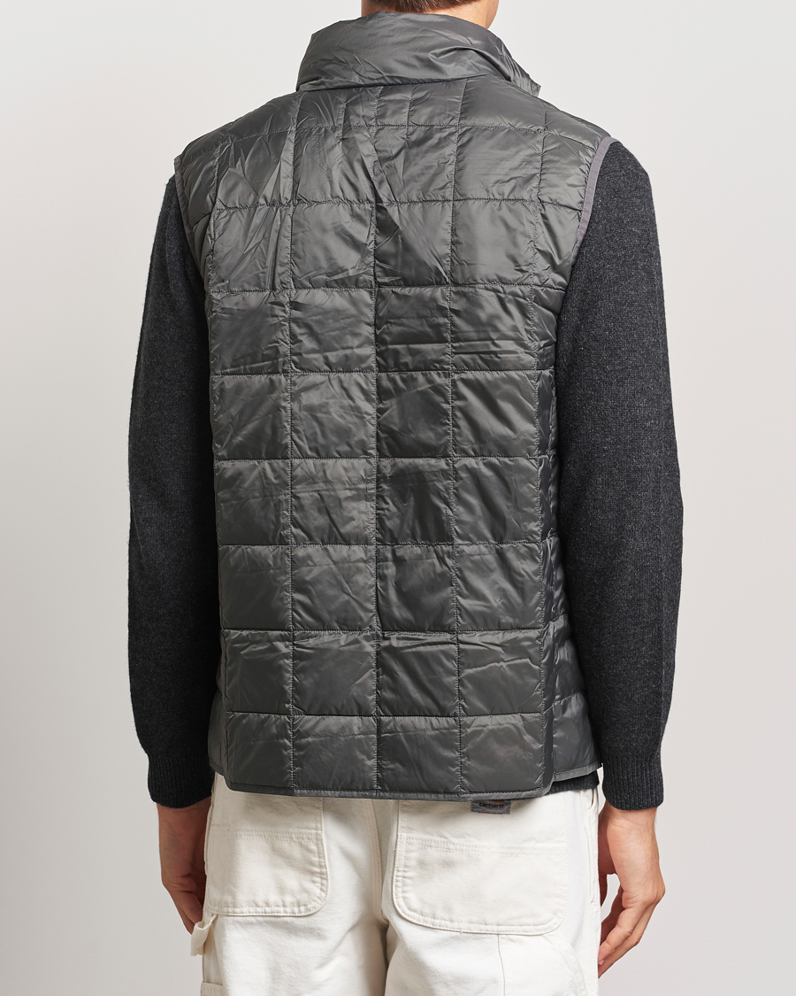 Uomini | Giacche | TAION | High Neck Full Zip Lightweight Down Vest Charcoal