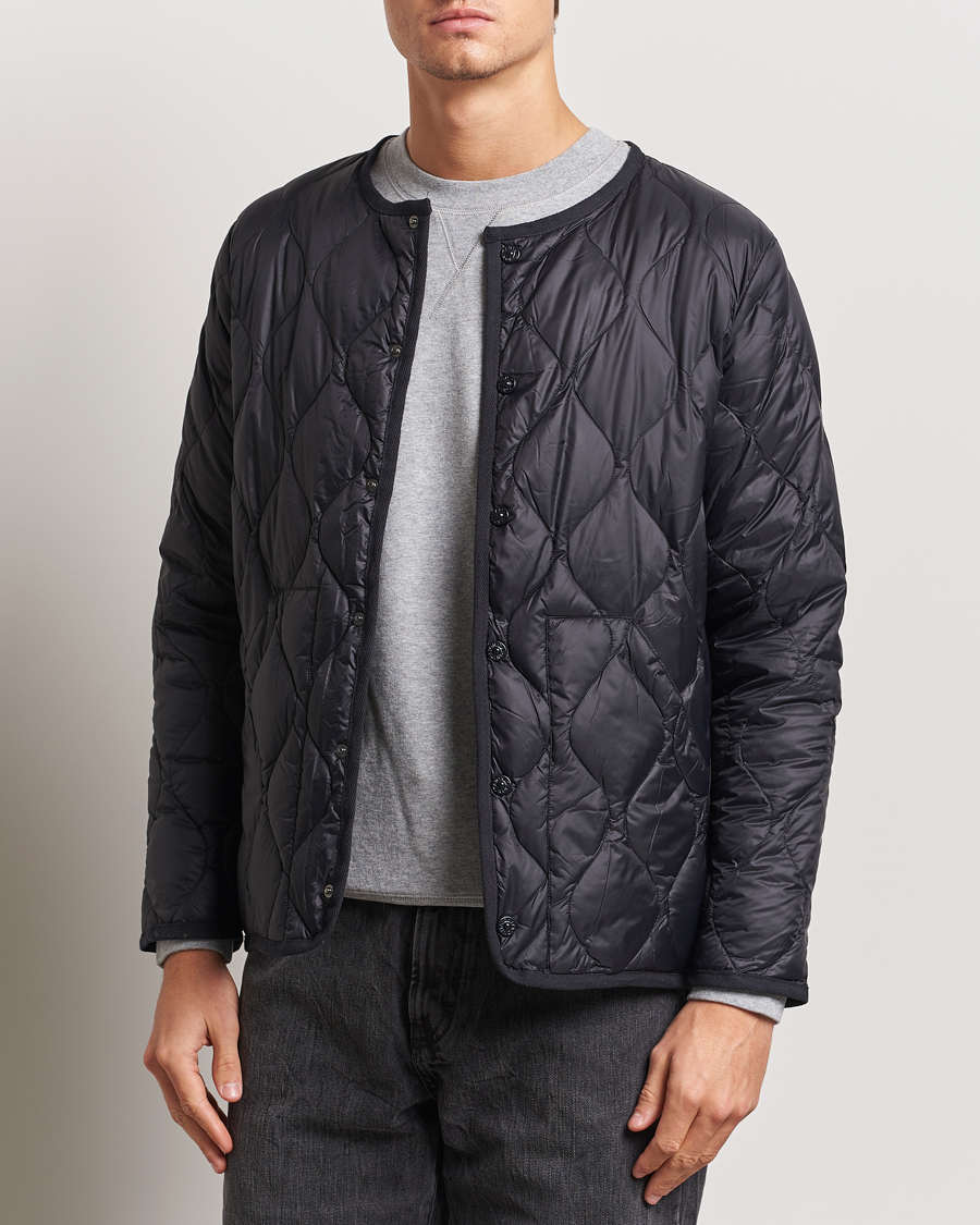 Uomini | Giacche | TAION | Military Crew Neck Down Jacket Black