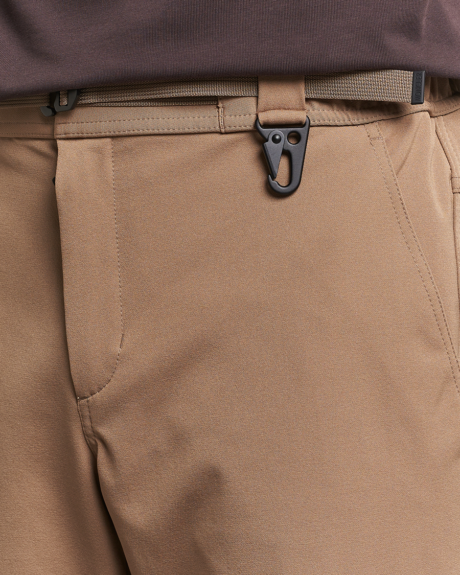 Uomini | Pantaloni | Moncler Grenoble | Belted Tech Pants Beige