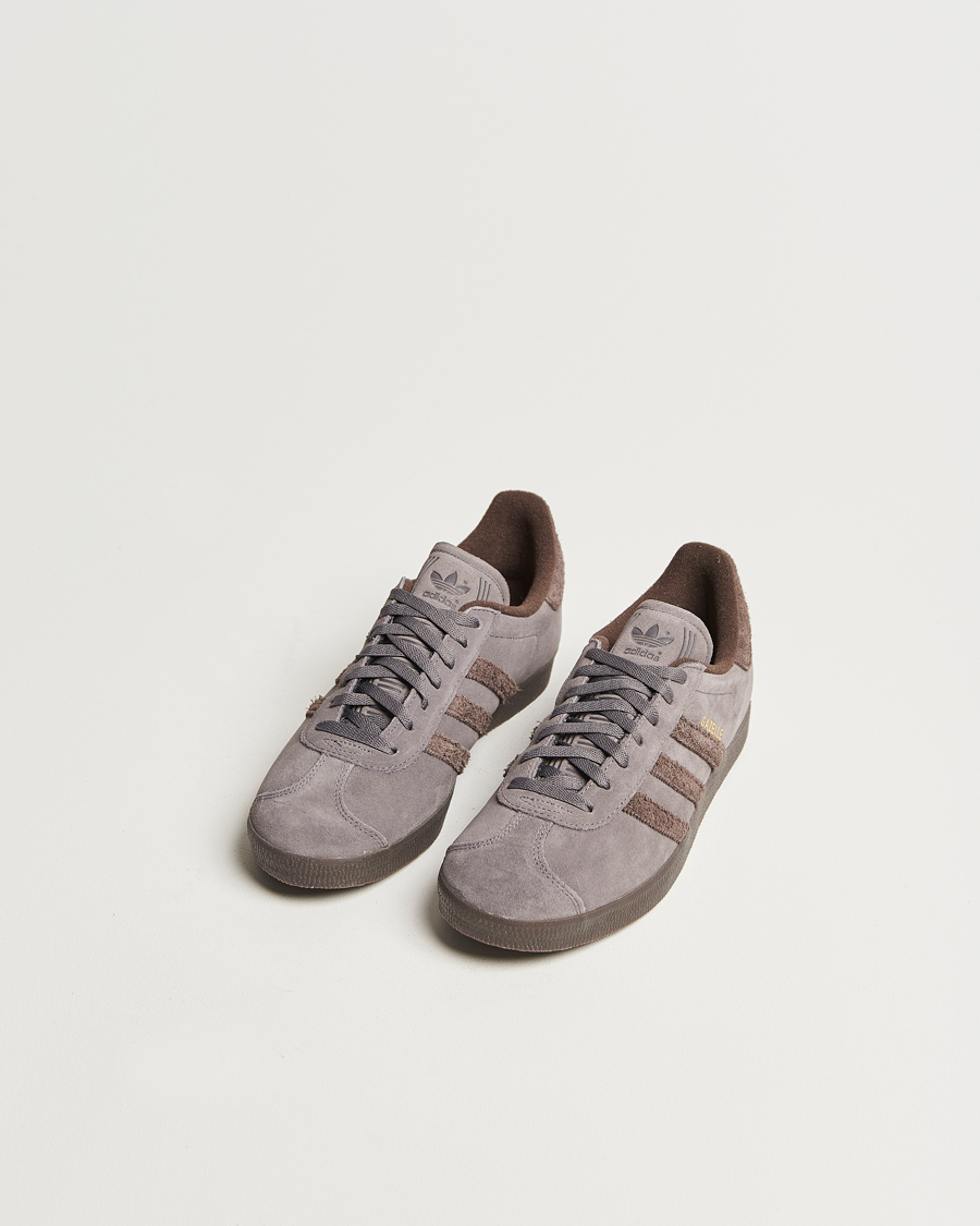 Uomini | adidas Originals Gazelle Sneaker Charcoal | adidas Originals | Gazelle Sneaker Charcoal