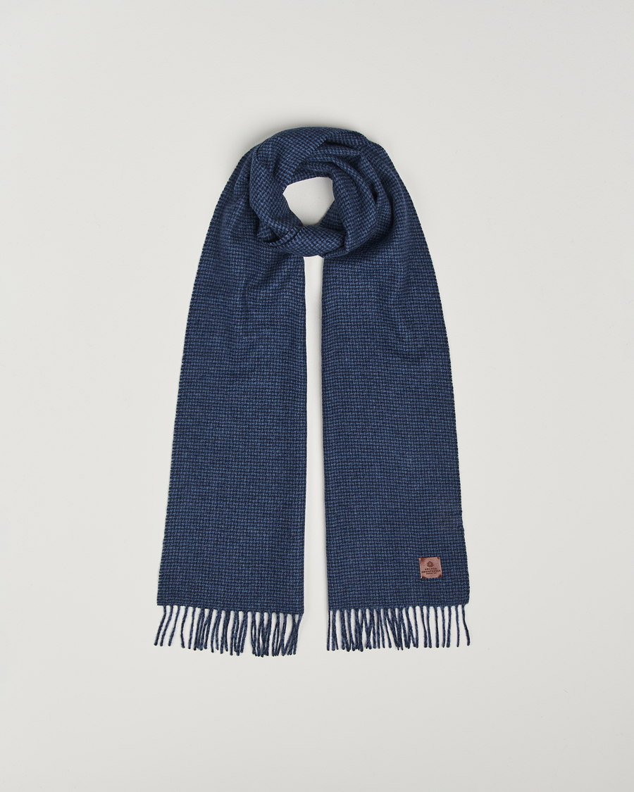 Uomini | Amanda Christensen Merino Wool Dogtooth Scarf Navy | Amanda Christensen | Merino Wool Dogtooth Scarf Navy
