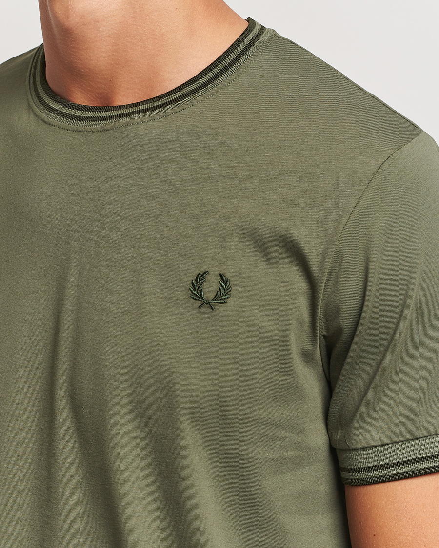 Uomini | T-shirt | Fred Perry | Twin Tipped T-Shirt Laurel Green