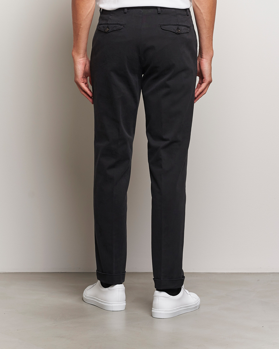 Uomini | Pantaloni | Briglia 1949 | Easy Fit Pleated Cotton Stretch Chino Black