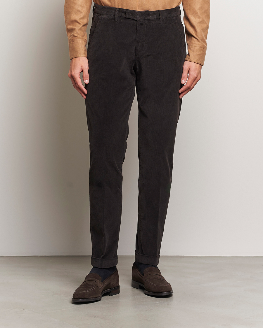 Uomini | Pantaloni | Briglia 1949 | Slim Fit Corduroy Trousers Dark Brown