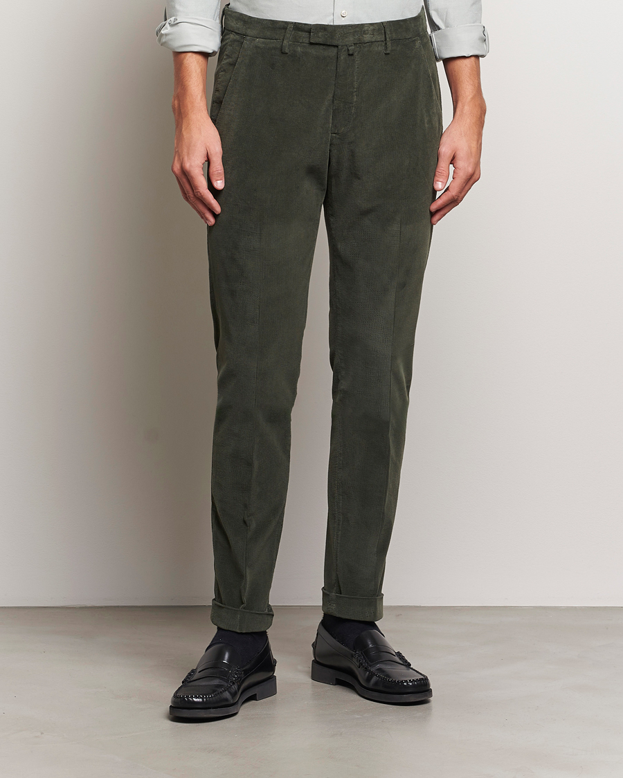 Uomini | Pantaloni | Briglia 1949 | Slim Fit Corduroy Trousers Dark Green