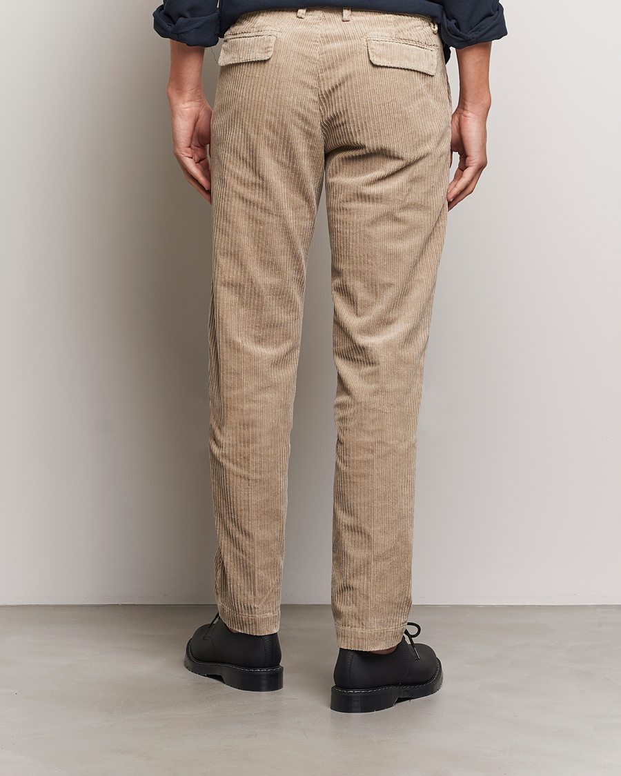 Uomini | Pantaloni | Massimo Alba | Ionio Wale Corduroy Trousers Beige