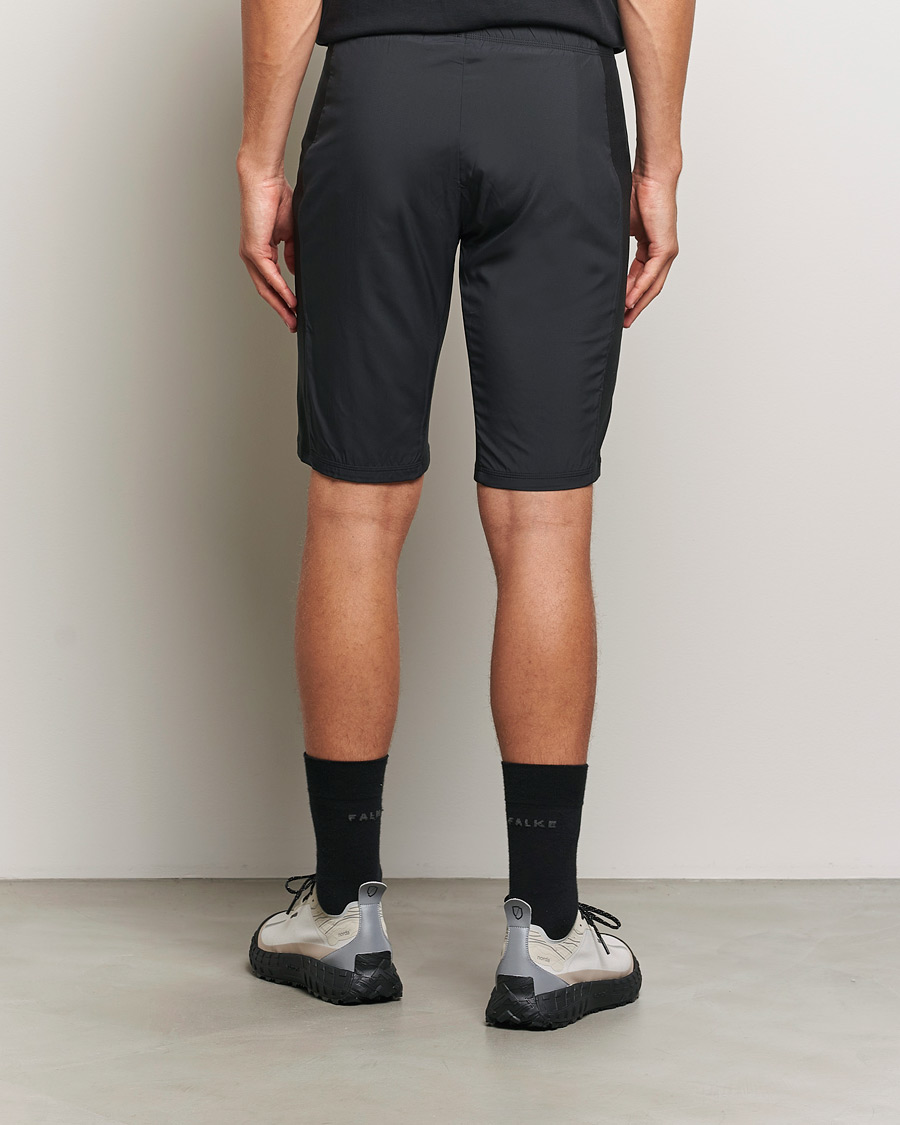 Uomini | Pantaloncini | Houdini | Moonwalk Primaloft Padded Shorts True Black