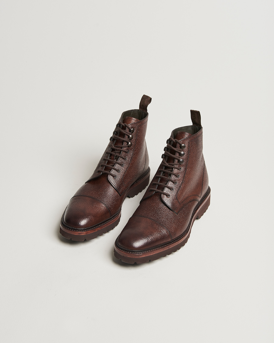 Uomini | Stivali | Loake Shoemakers | Aquarius Grained Lightweight Boot Dark Brown