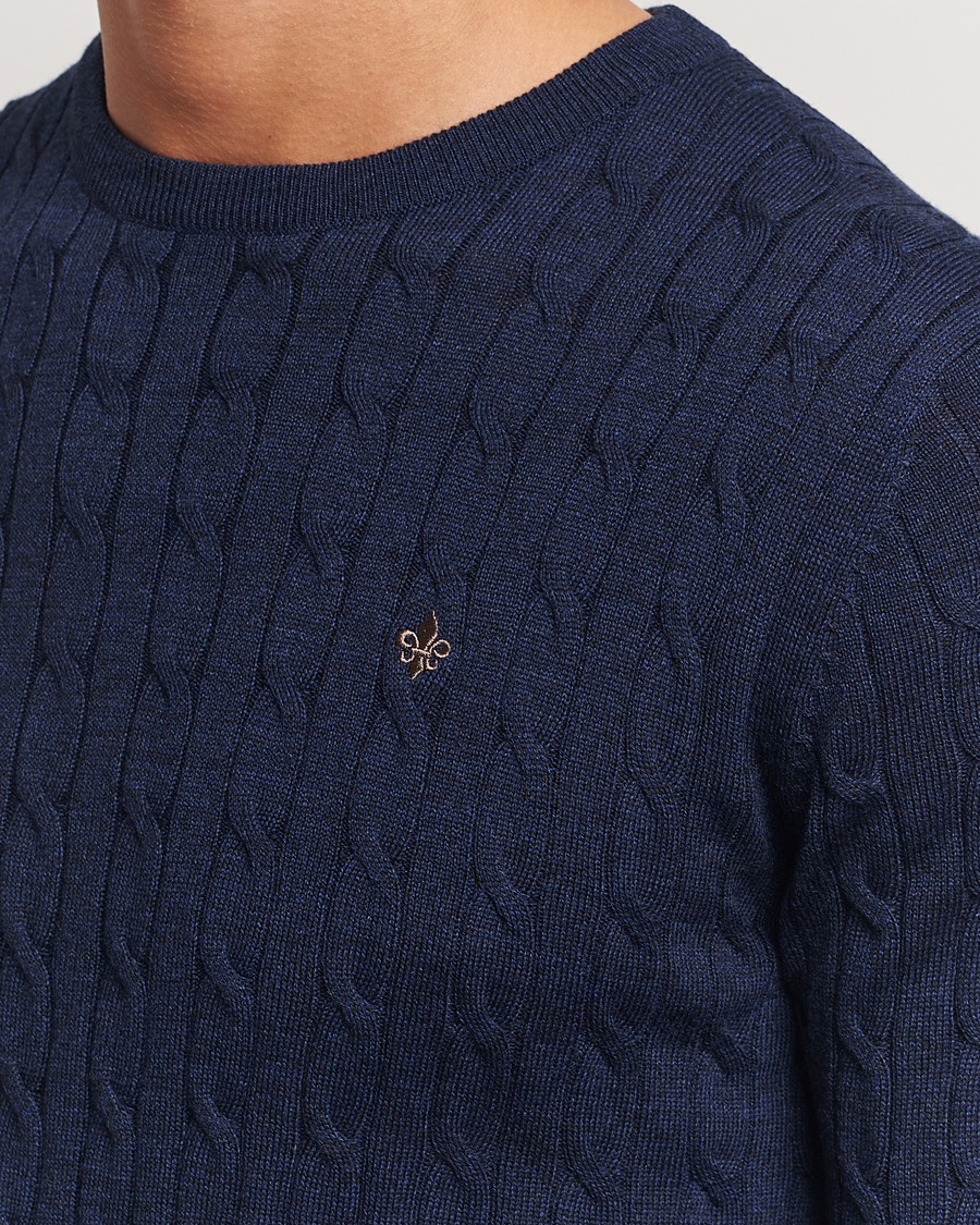 Uomini | Maglieria | Morris | Merino Cable O-Neck Blue