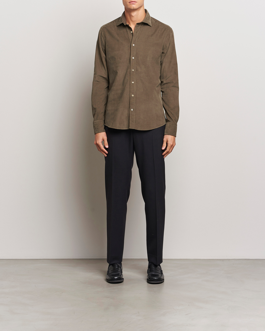 Uomini | Camicie | Stenströms | Slimline Cut Away Cord Shirt Dark Green