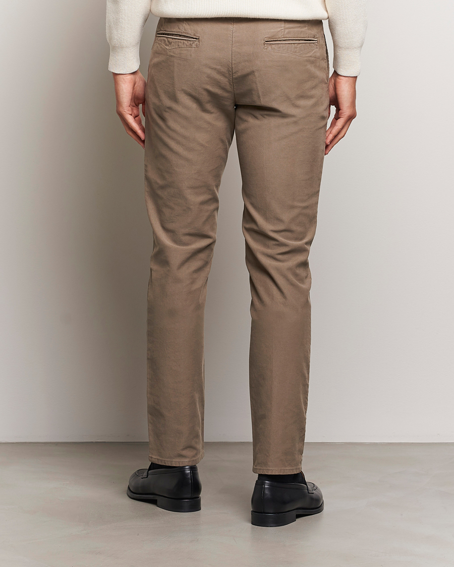 Uomini | Pantaloni | Incotex | Slim Fit Garment Dyed Slacks Brown
