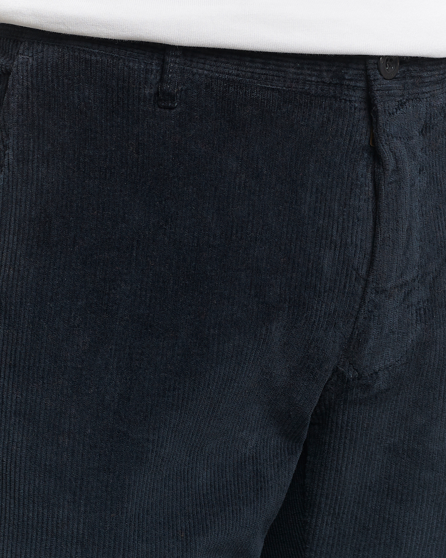 Uomini | Pantaloni | Incotex | Slim Fit Leisure Cord Slacks Navy