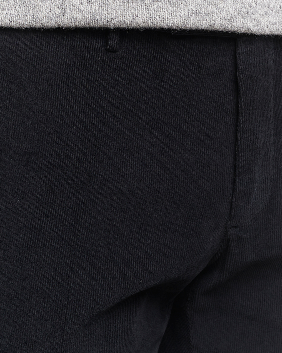 Uomini | Pantaloni | Incotex | Slim Fit Baby Corduroy Trousers Navy