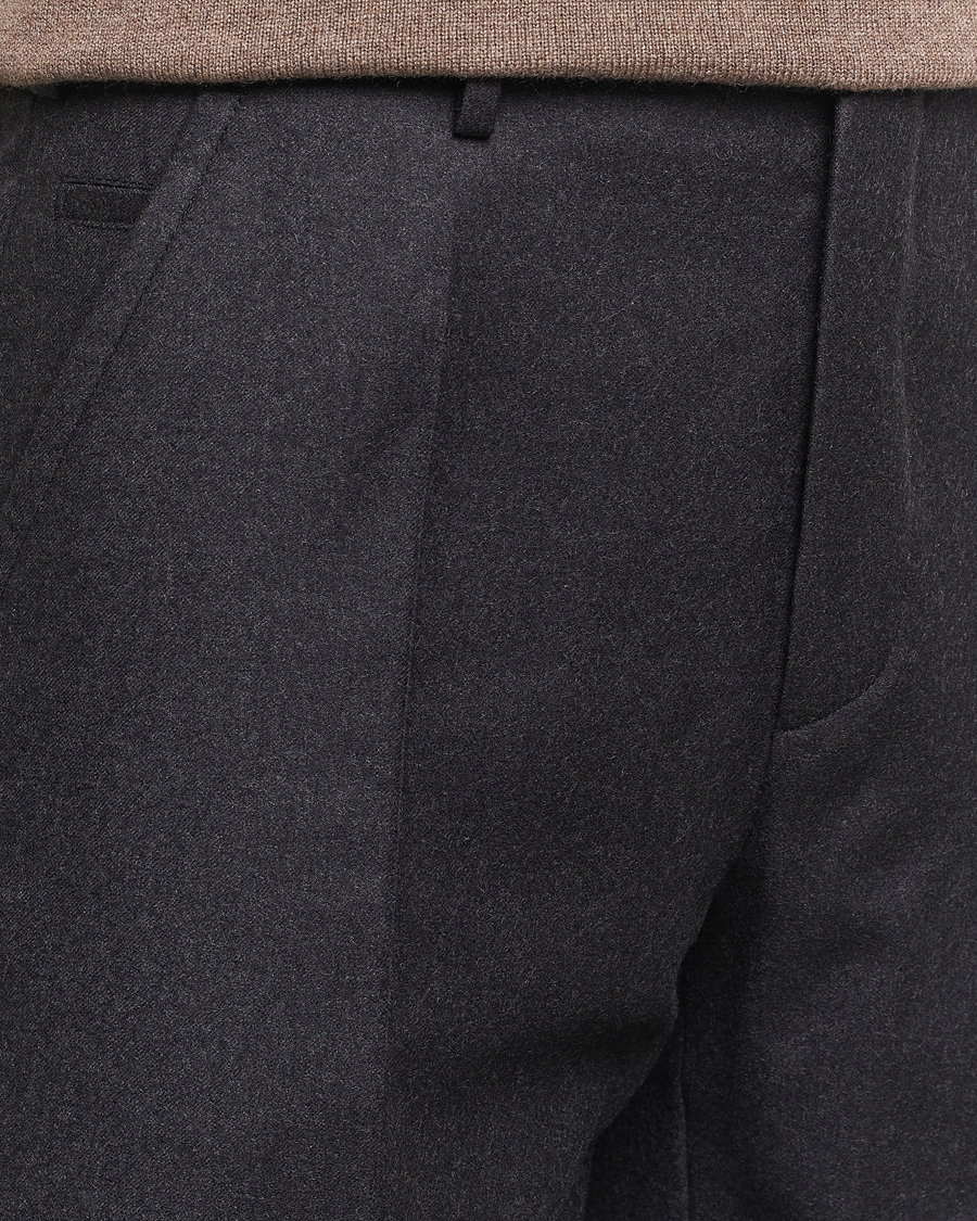 Uomini | Pantaloni | Incotex | Regular Fit Flannel Trousers Charcoal