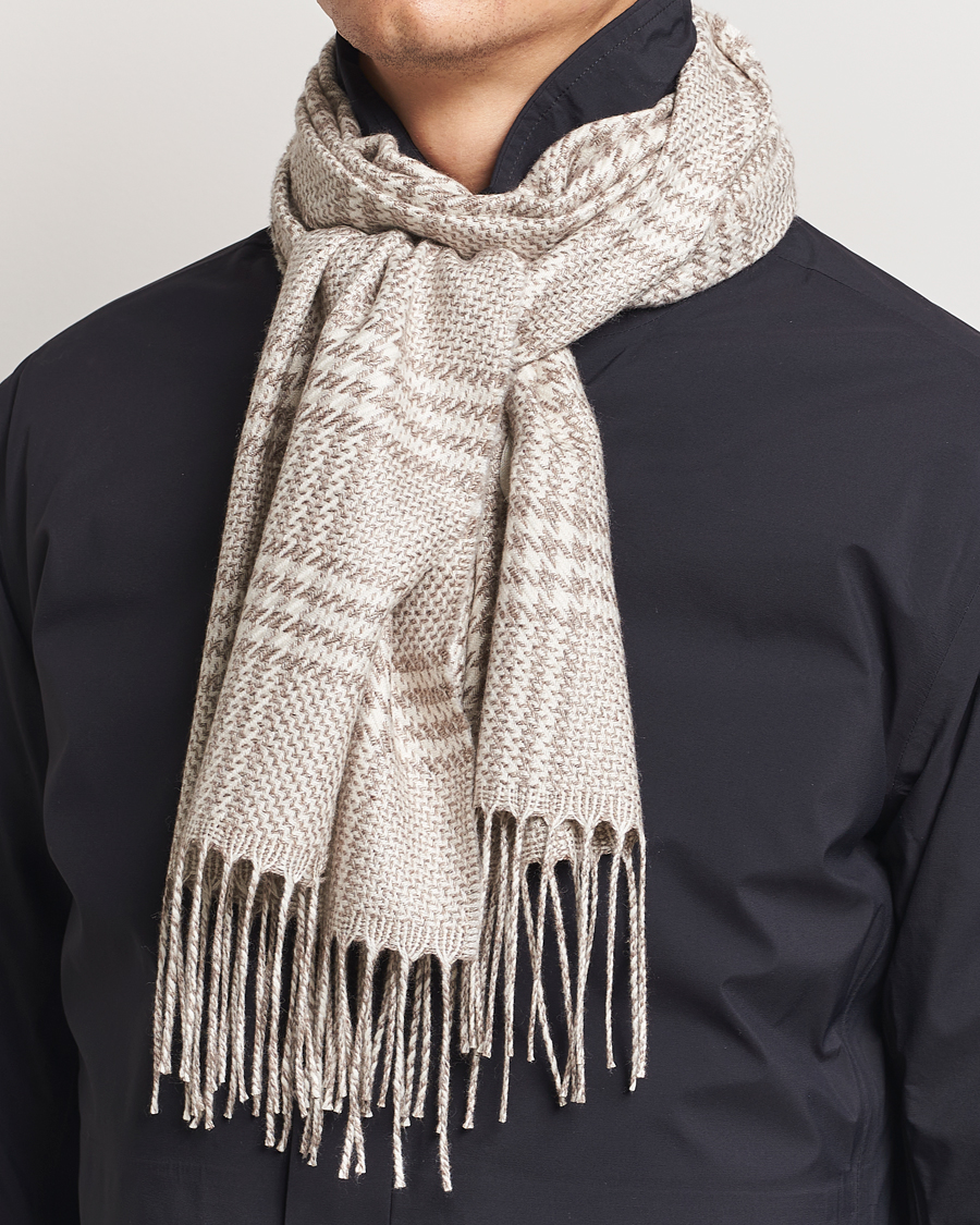Uomini | Piacenza Cashmere Cashmere/Silk Houndstooth Scarf Light Beige | Piacenza Cashmere | Cashmere/Silk Houndstooth Scarf Light Beige