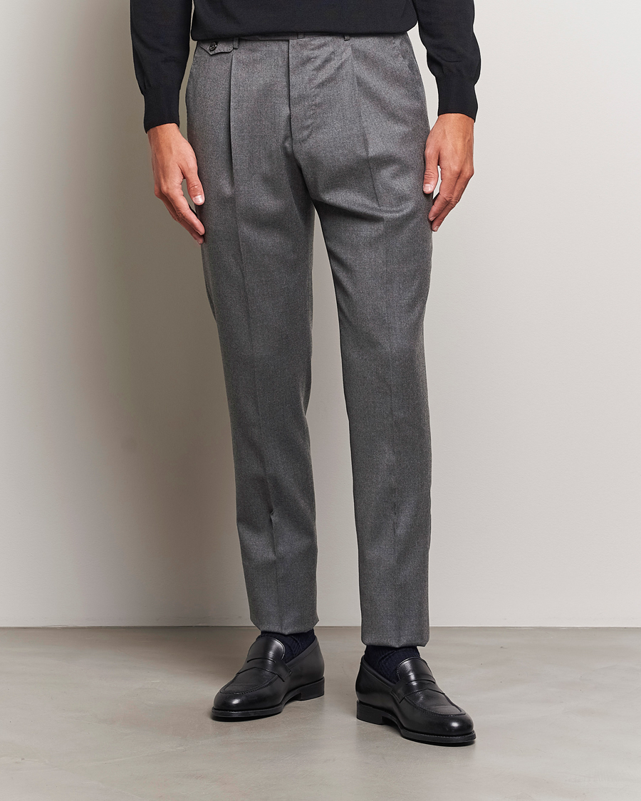 Uomini | Pantaloni | PT01 | Slim Fit Pleated Flannel Trousers Grey Melange