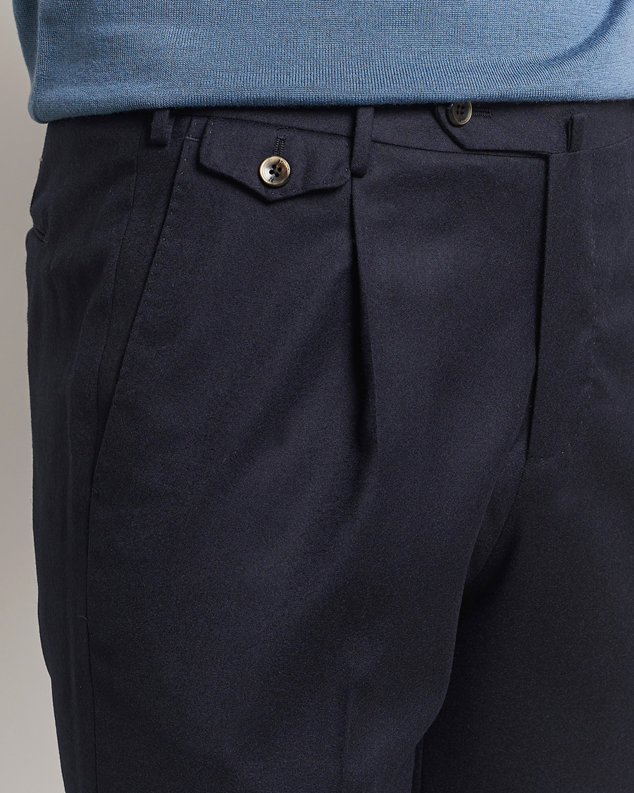 Uomini | Pantaloni | PT01 | Slim Fit Pleated Flannel Trousers Navy