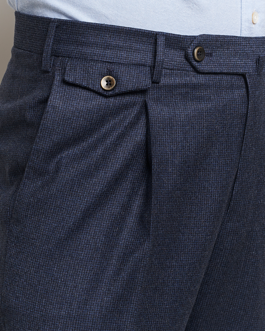 Uomini | Pantaloni | PT01 | Slim Fit Pleated Houndstooth Flannel Trousers Navy