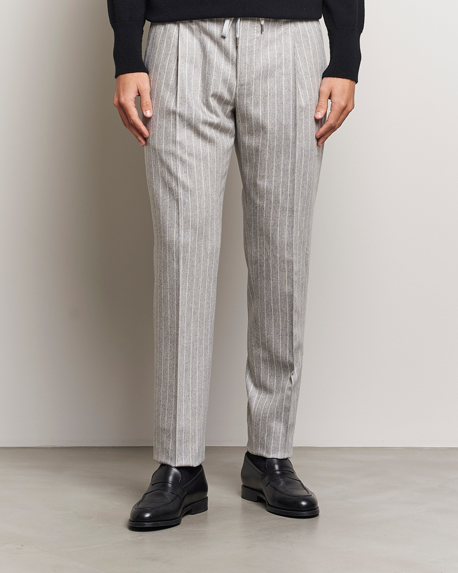 Uomini | Pantaloni | PT01 | Slim Fit Wool/Cashmere Drawstring Trousers Light Grey