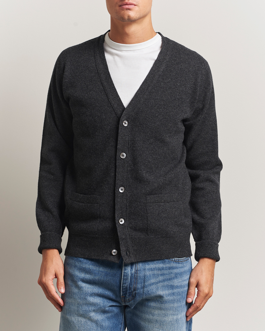 Uomini | Maglieria | William Lockie | Rob Lambswool Cardigan Charcoal