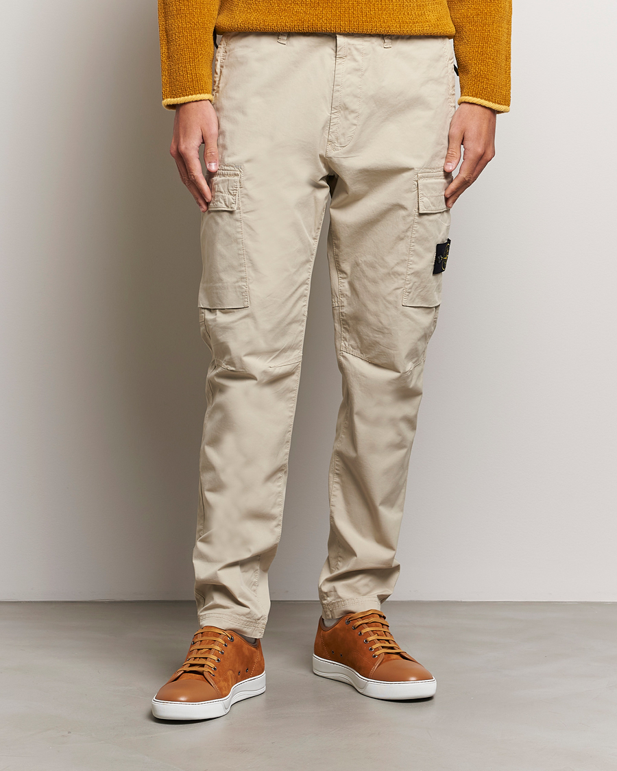 Uomini | Pantaloni | Stone Island | Stretch Cotton Gabardine Trousers Plaster