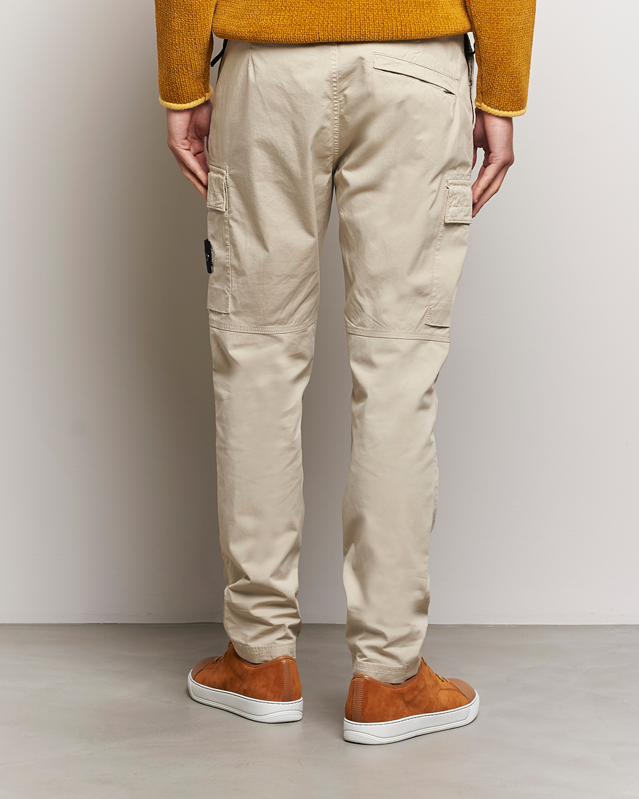 Uomini | Pantaloni | Stone Island | Stretch Cotton Gabardine Trousers Plaster