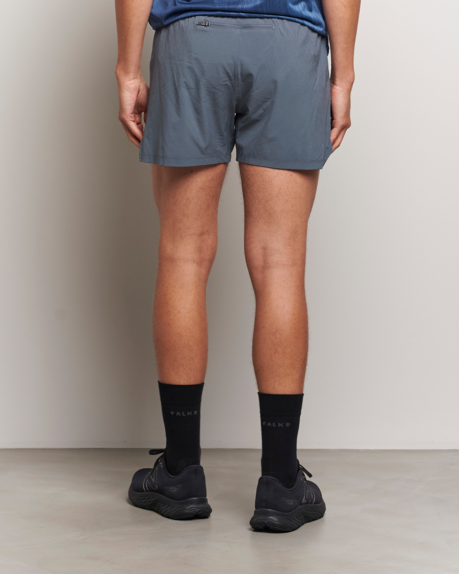Uomini | Pantaloncini | New Balance Running | Athletics 5 RC Shorts Graphite