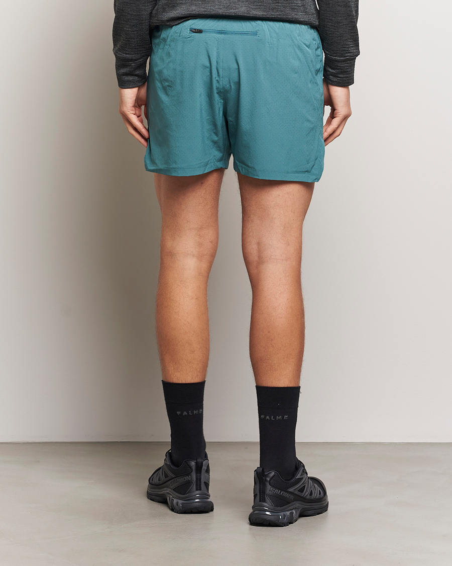 Uomini | Pantaloncini | New Balance Running | Athletics 5 Run Shorts New Spruce