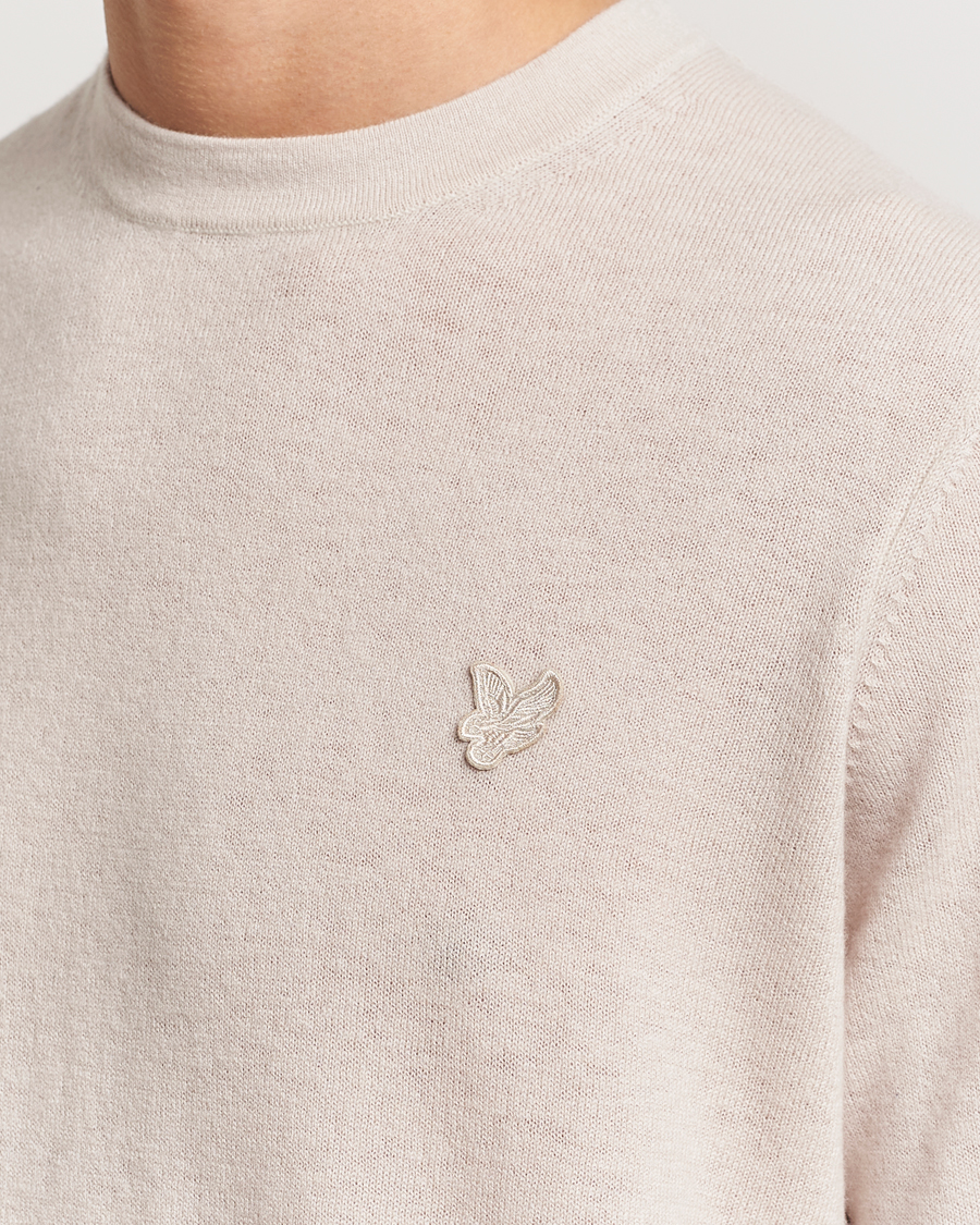 Uomini | Maglieria | Lyle & Scott | Tonal Eagle Lambswool Crew Neck Cove