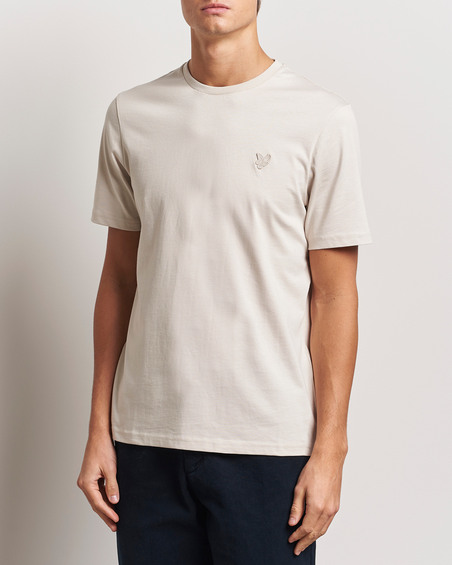 Uomini | T-shirt | Lyle & Scott | Tonal Eagle Crew Neck T-Shirt Cove