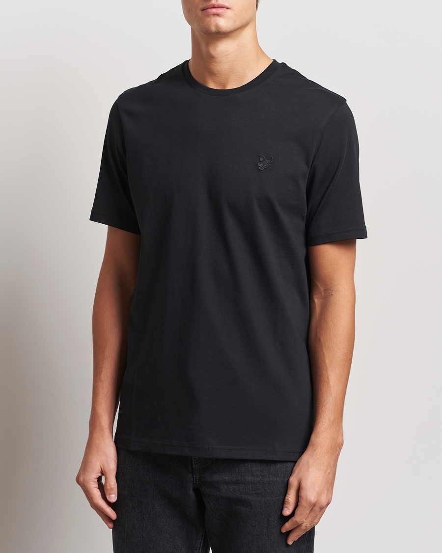 Uomini | T-shirt | Lyle & Scott | Tonal Eagle Crew Neck T-Shirt Jet Black