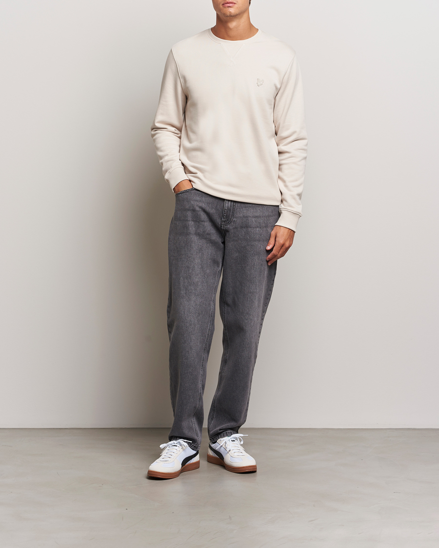 Uomini | Maglieria | Lyle & Scott | Tonal Eagle Crew Neck Sweatshirt Cove