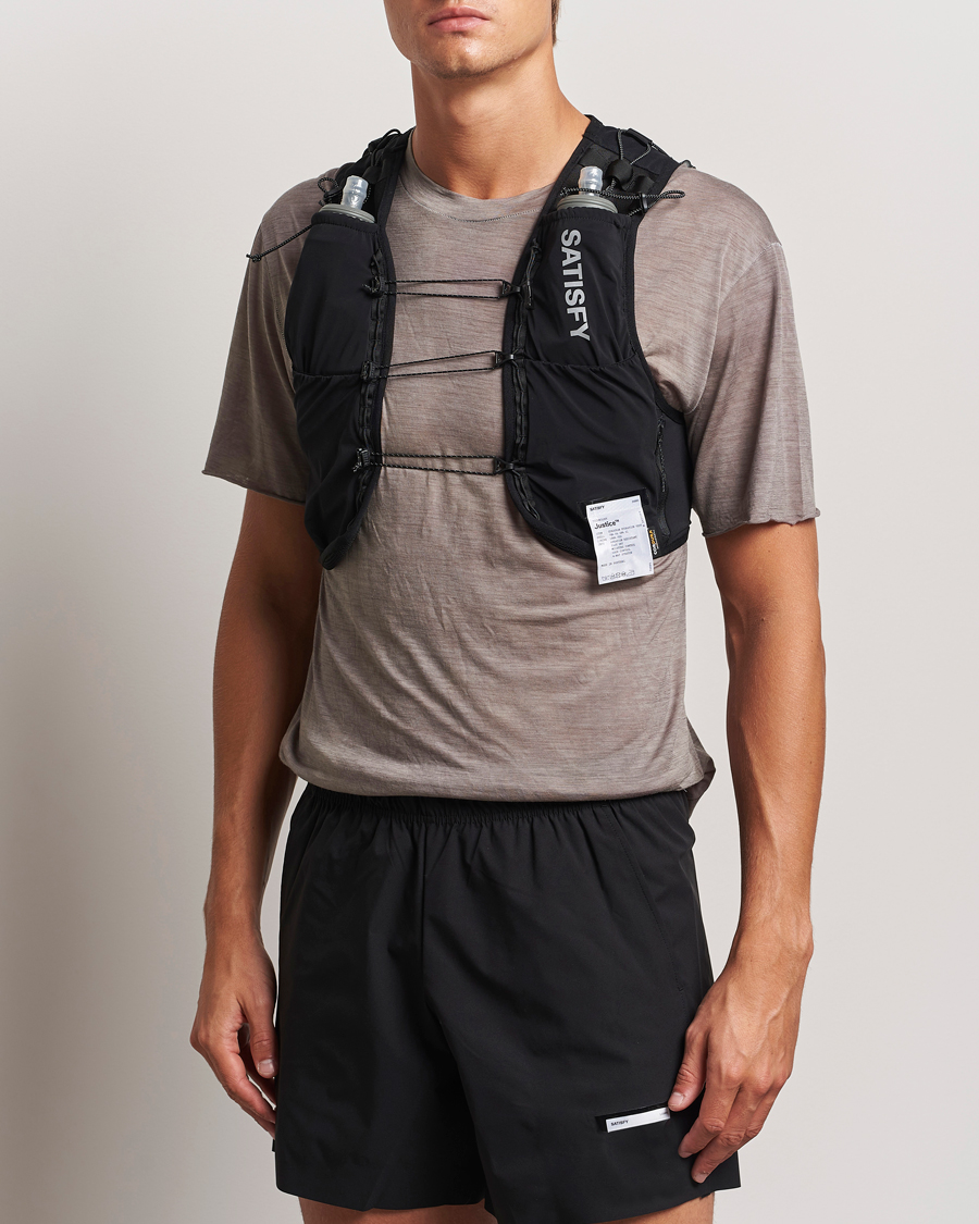 Uomini | Satisfy Justice Cordura Hydration Vest Black | Satisfy | Justice Cordura Hydration Vest Black