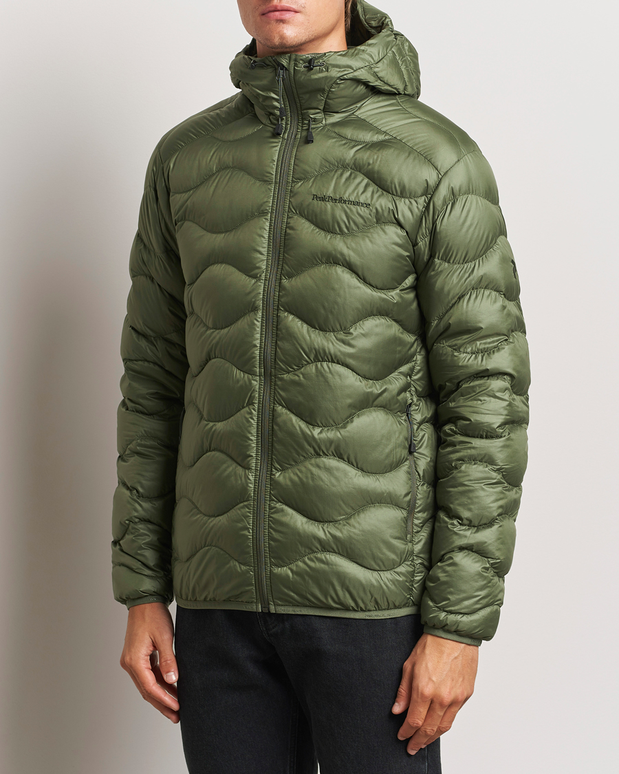 Uomini | Giacche | Peak Performance | Helium Down Hooded Jacket Pine Needle