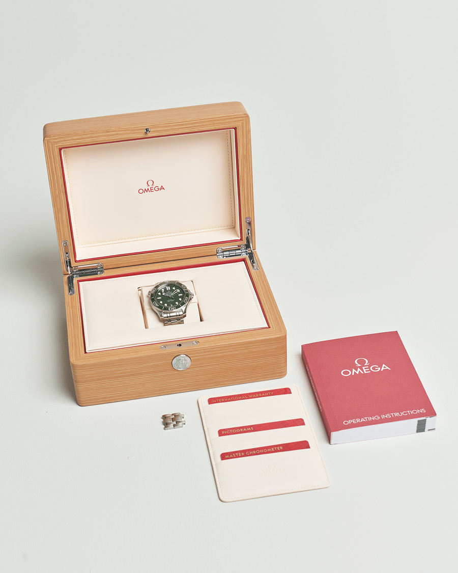 Uomini | Omega Pre-Owned Seamaster Diver 300M Green | Omega Pre-Owned | Seamaster Diver 300M Green