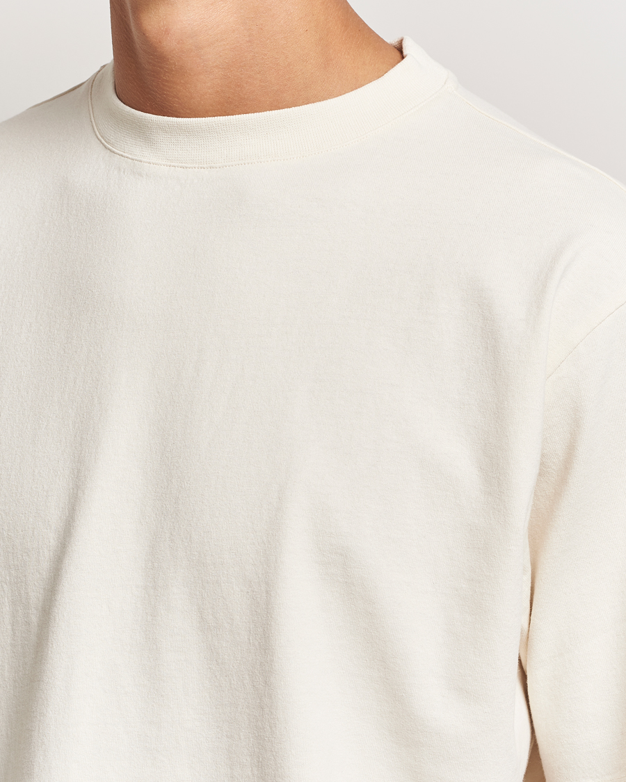 Uomini | T-shirt | A Day's March | Tron Casual Heavy T-Shirt Off White