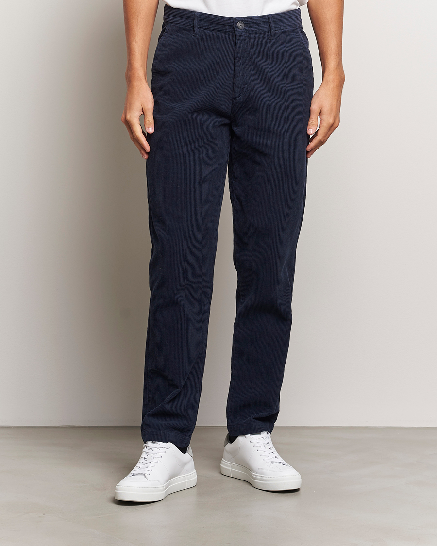 Uomini | Pantaloni | A Day's March | Miller Corduroy Trousers Navy