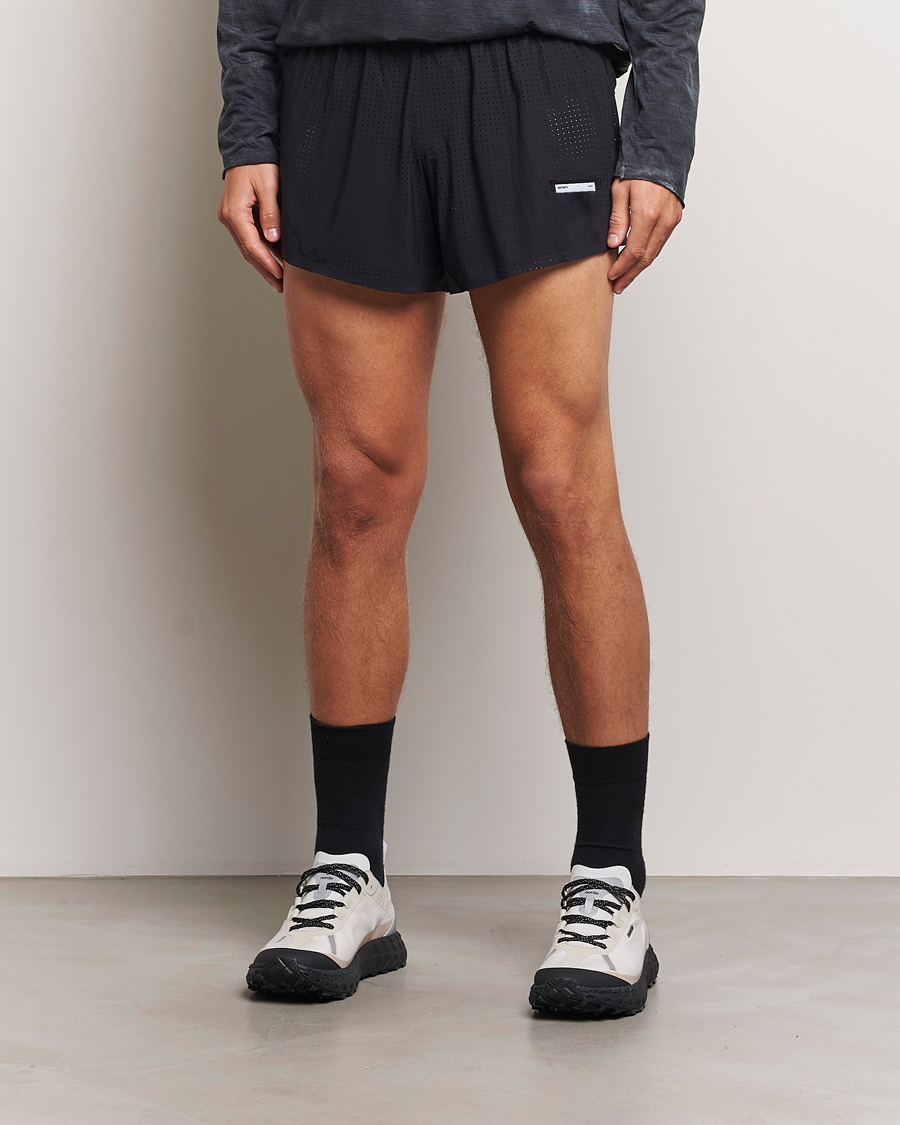 Uomini | Pantaloncini | Satisfy | Space-O 2.5 Distance Shorts Black