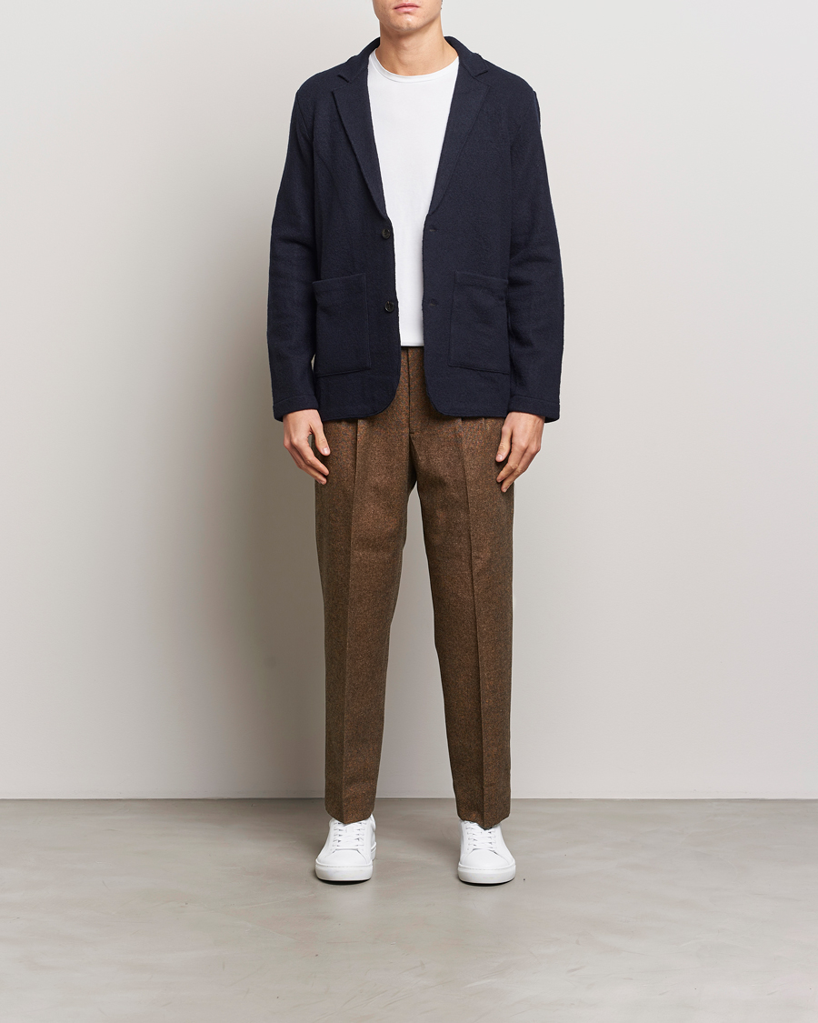 Uomini | Pantaloni | NN07 | Fritz Wool Pleated Trousers Orange Brown