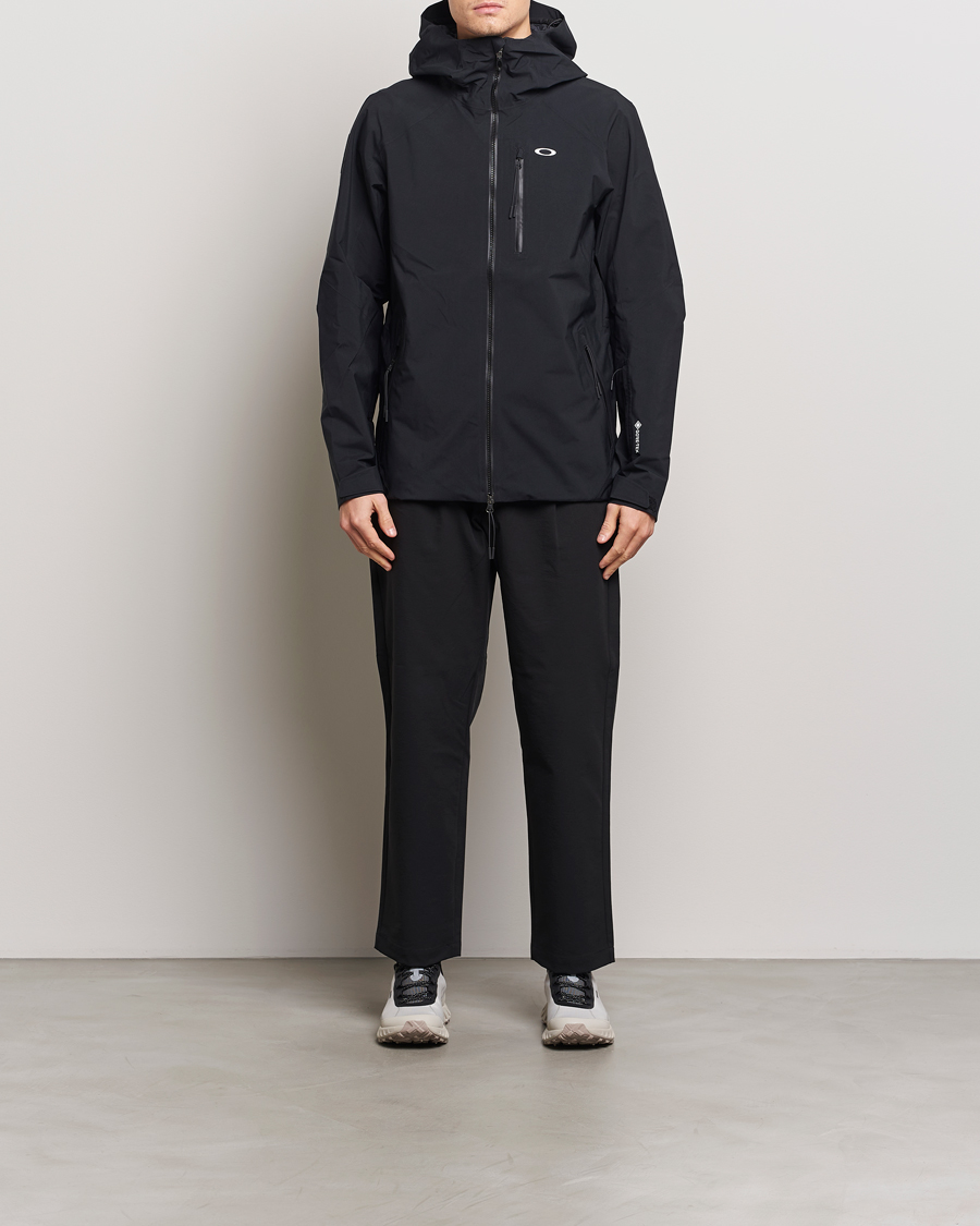 Uomini | Giacche | Oakley | Unbound GORE-TEX Shell Jacket Blackout
