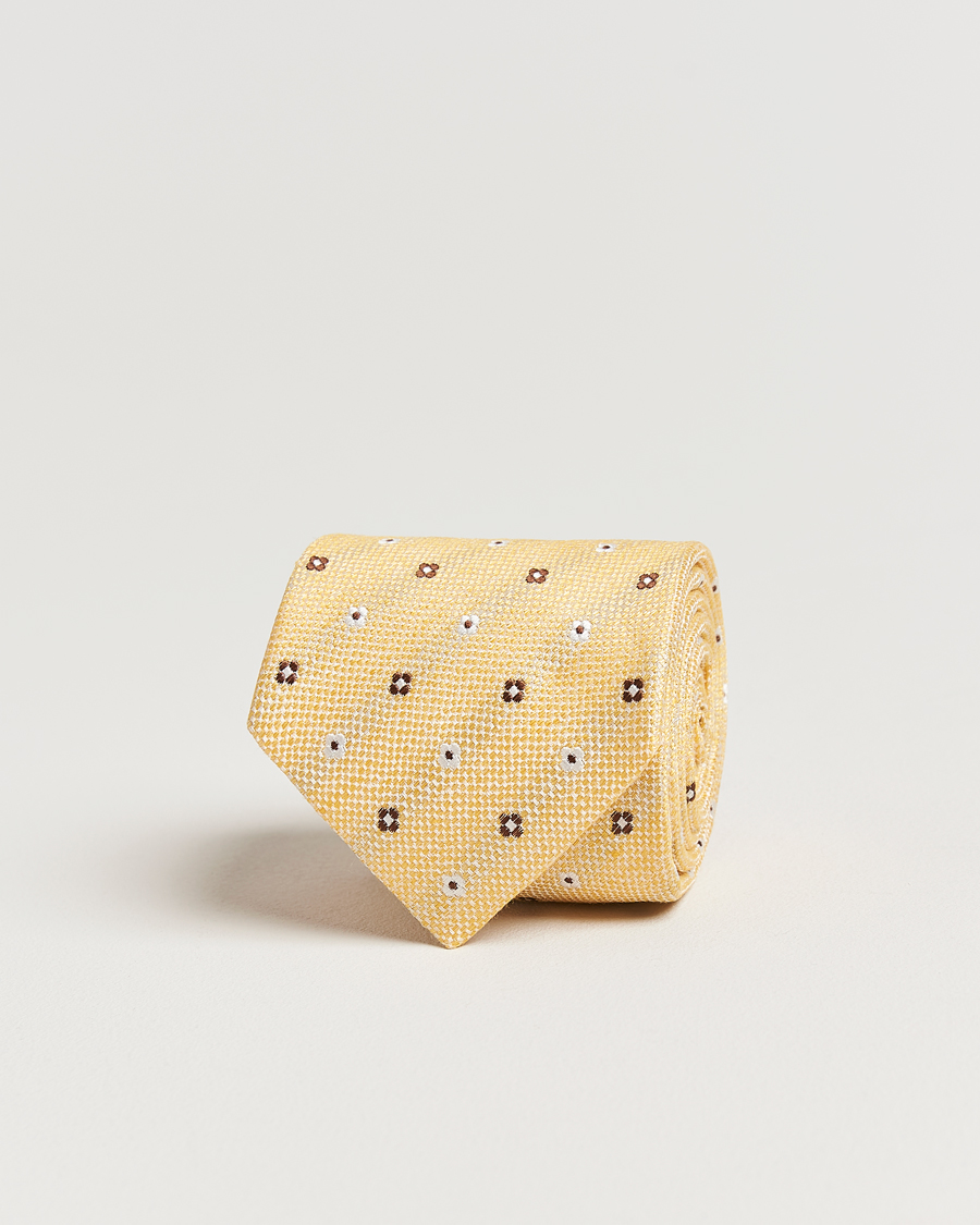 Uomini | Amanda Christensen Silk/Linen Printed Flower 8cm Tie Yellow | Amanda Christensen | Silk/Linen Printed Flower 8cm Tie Yellow
