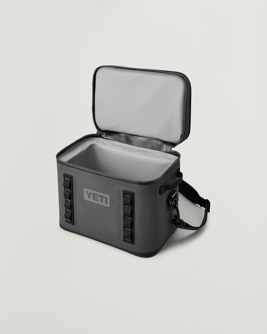 Uomini | Outdoor living | YETI | Hopper Flip 18 Soft Cooler Charcoal