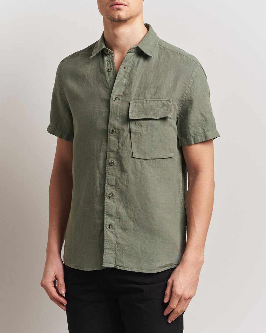 Uomini | Camicie | Belstaff | Scale Short Sleeve Linen Shirt Surplus Green