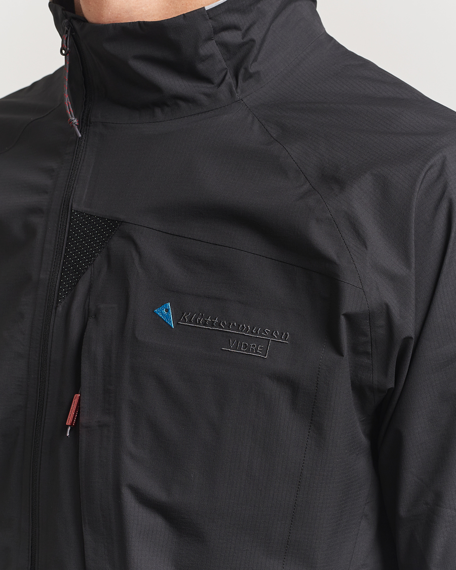 Uomini | Camicie | Klättermusen | Vidre Zip Short Sleeve Shirt Black