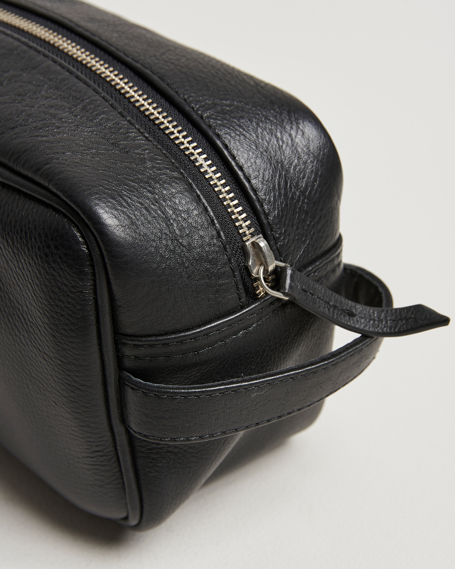 Uomini | Borse | LES DEUX | Leather Washbag Black