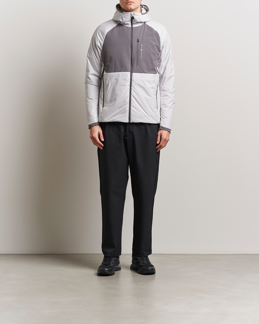 Uomini | Giacche | Sail Racing | Amplitude Primaloft Hooded Jacket Grey