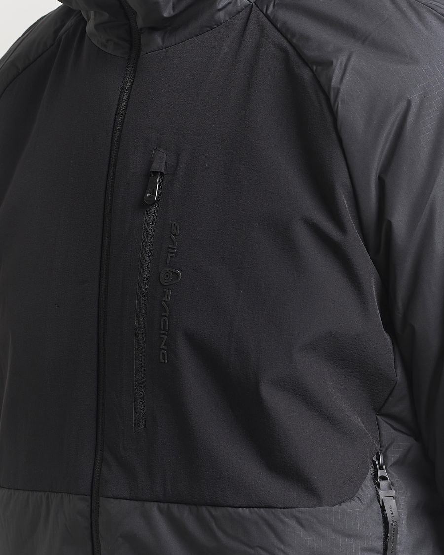 Uomini | Giacche | Sail Racing | Amplitude Primaloft Hooded Jacket Carbon