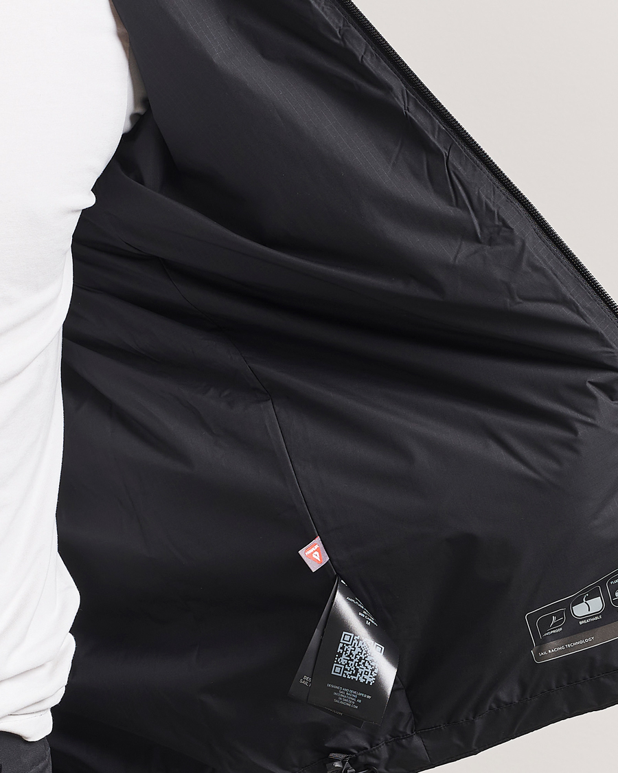 Uomini | Giacche | Sail Racing | Amplitude Primaloft Hooded Jacket Carbon