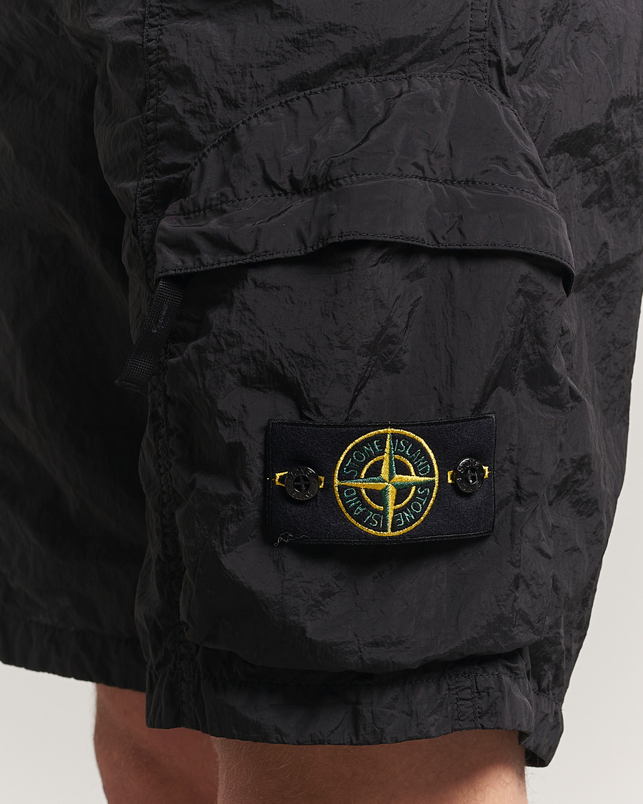 Uomini | Pantaloncini | Stone Island | Nylon Metal Drawstring Cargo Shorts Black