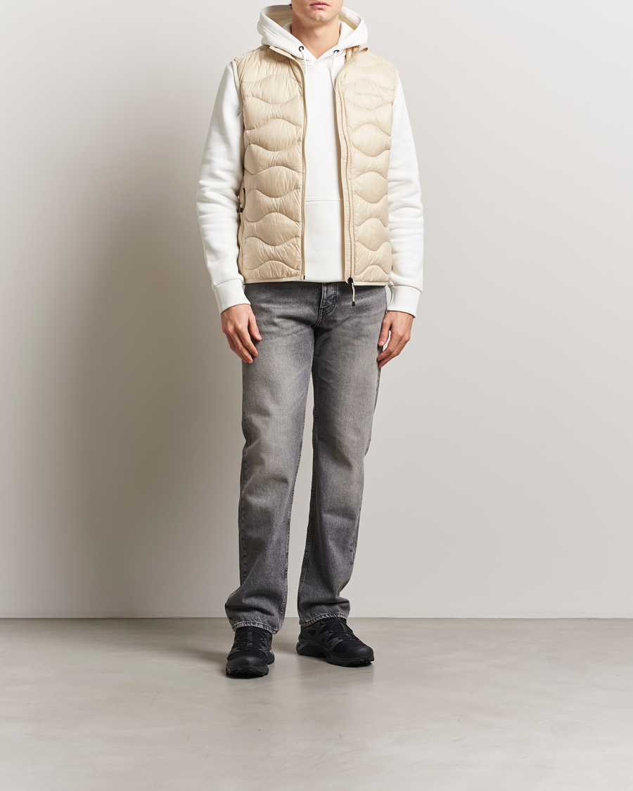 Uomini | Giacche | Peak Performance | Helium Down Vest Sand Fog